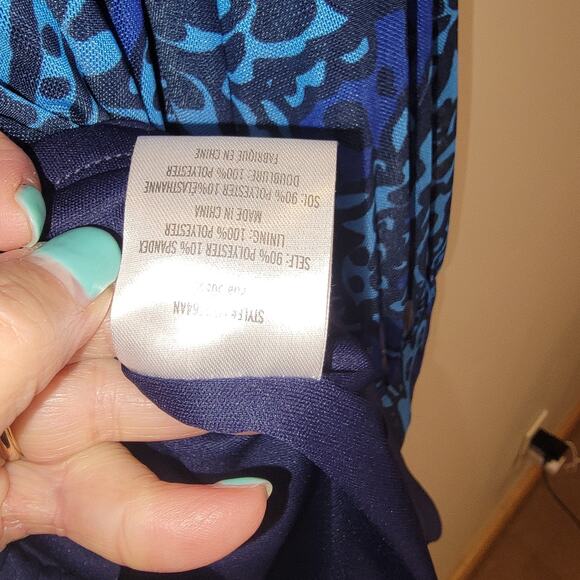 Anthropologie Blue A-line pullover v-neck dress size medium - Picture 7 of 7